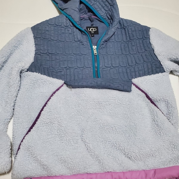 Sweater - Picture 5 of 5